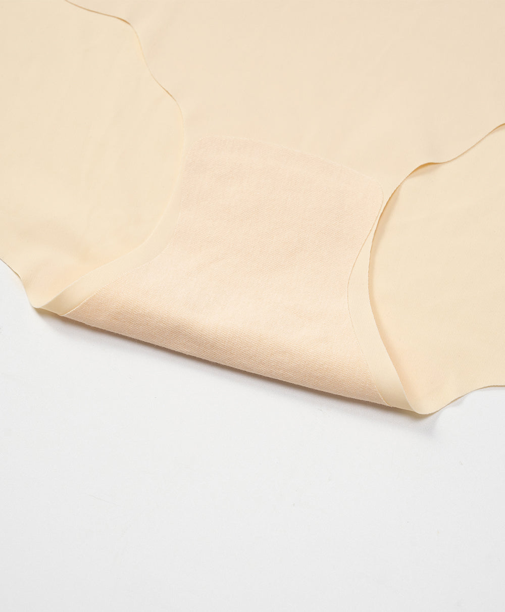 Seamless mid-length briefs